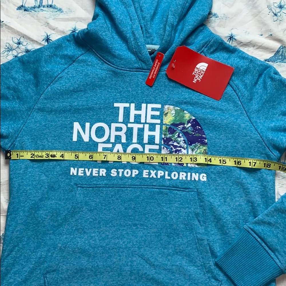 The North Face Recycled Materials Pullover Hoodie - Picture 7 of 9
